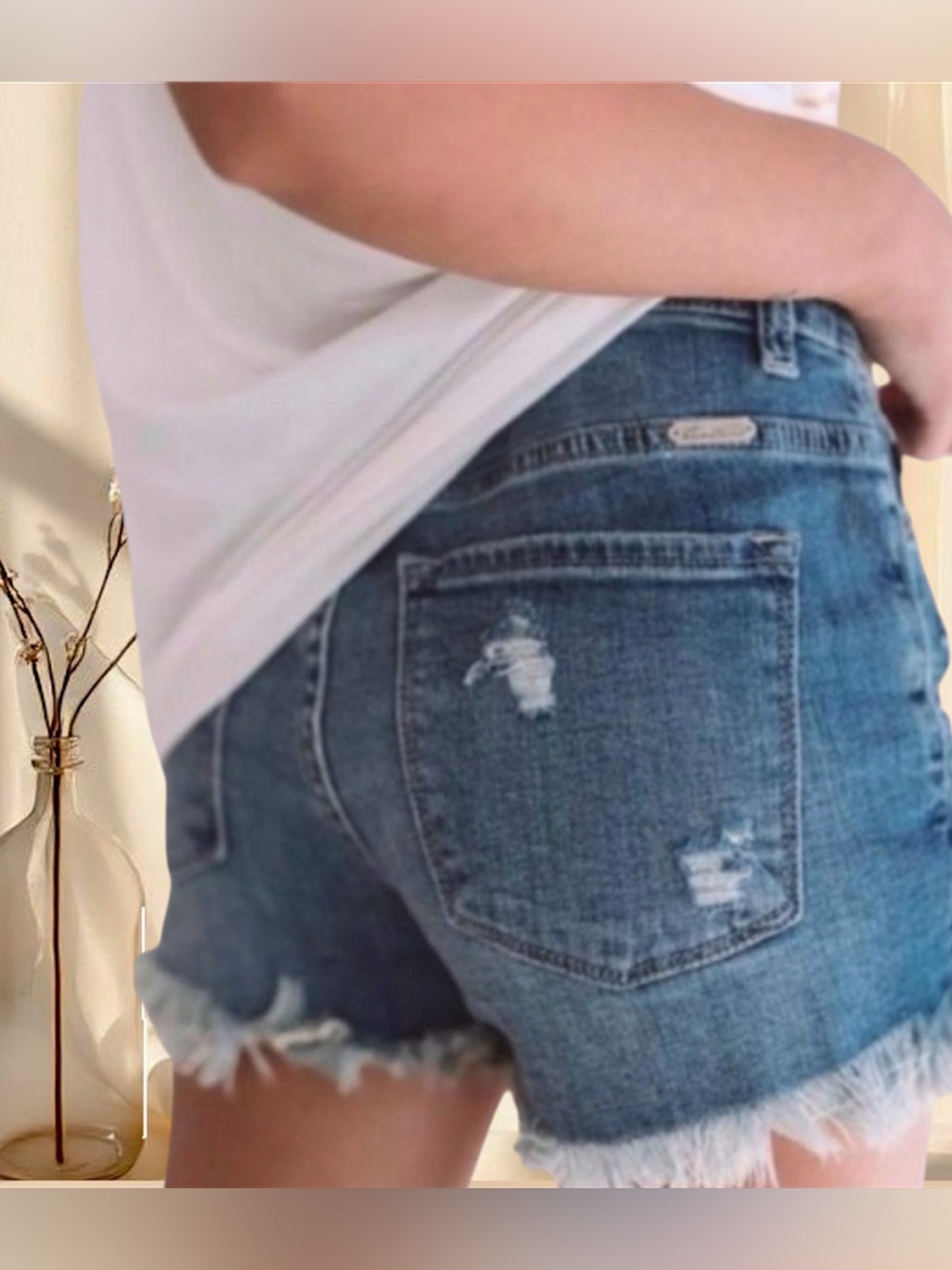 KanCan Dark Wash Distressed Denim Cut Off Jean Shorts - Picture 2 of 7